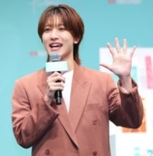 ＫＥＹ　ＴＯ　ＬＩＴ・中村嶺亜　「ピュレア」アンバサダー就任「美容旋風巻き起こしたいな」