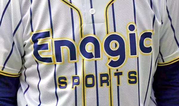 【高校野球】エナジックスポーツが夏初Ｖ王手！１２得点でコールド勝ち　沖縄尚学と２０日決勝で激突