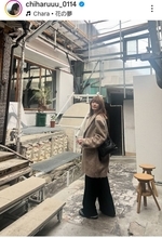 １４歳年下と再婚して２年…スタイル抜群！最新姿が「頭ちっちゃい」「かわいい」新ヘアが素敵な新山千春