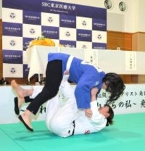 角田夏実　現役生活にともえ投げ…涙あり、笑顔あり、サプライズありの引退表明「これまで『恋人』のような関係だった柔道と『家族』になりたい」