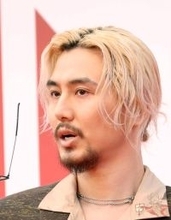 藤井風、香港公演の中止を発表…理由は明らかにされず