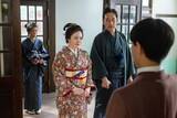 「【あすの風、薫る】千佳子（仲間由紀恵）が入院…ただならぬ緊張感が走る」の画像1