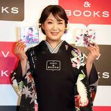 「市川由紀乃、エプロン姿に２０代後半の「バイト時代を思い出す」渋谷のＨＭＶで演歌歌手初の一日店長」の画像1
