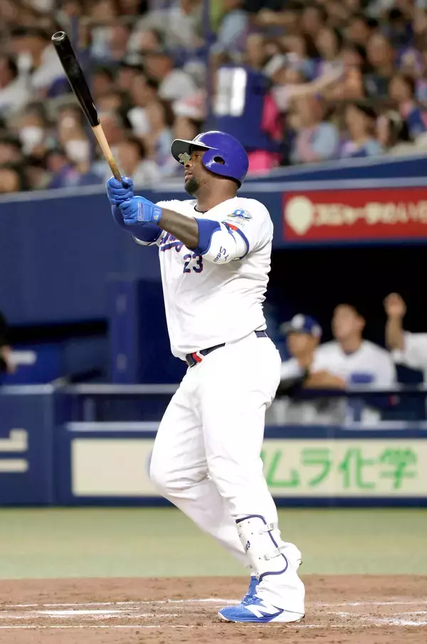 【中日】新助っ人ミゲル・サノーの登場に歓声も…代打で凡退　球場ため息　左足肉離れから約２か月ぶり復帰