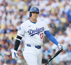 大谷翔平が初球先頭打者弾で日米通算３５０本塁打も…ドジャース３連敗で今季初の被スイープ　同地区２位に逆転負け　貯金２５で前半戦終了