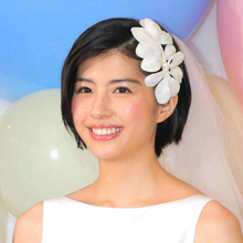 「綾野剛と結婚したんだった」佐久間由衣　妖艶なベアトップ姿！朝ドラ「ひよっこ」が再放送中「９年前…」「キレイ」
