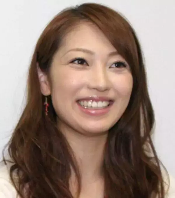 飯田圭織が激白「歴代モーニング娘。のリーダーは長女です。人に弱みを見せられないんですよ。甘えることが苦手で」