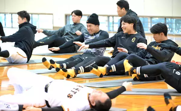 巨人２軍キャンプで午前中に行う“異例メニュー”…ロッテ＆中日でプロ生活１２年の記者「一度も経験したことない」