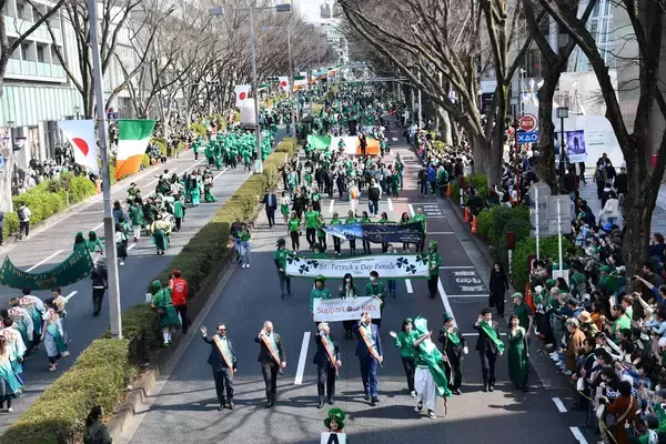 アイルランドと日本の絆　緑色に染まる愛国の祭り「セント・パトリックス・デー」今年も開催