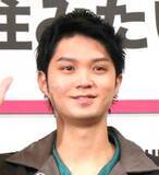 「磯村勇斗、初舞台でのキス相手は“３８歳上の親世代”下積み時代を赤裸々に「もう自分の外見に魅力がないなって」」の画像1