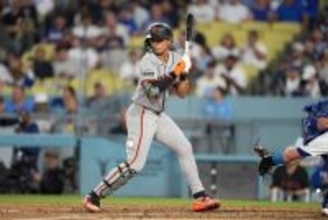 愛知生まれの“韓国のイチロー”が本家級のランニングホームラン　背番号「５１」激走でＬＡ騒然　飛距離６８メートルの３号２ラン