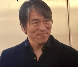 松井秀喜氏、岡本和真に「結果出すしかないんですよ」ヤンキースタジアムに登場も後輩には会えず　岡本はゴジラユニゲット！