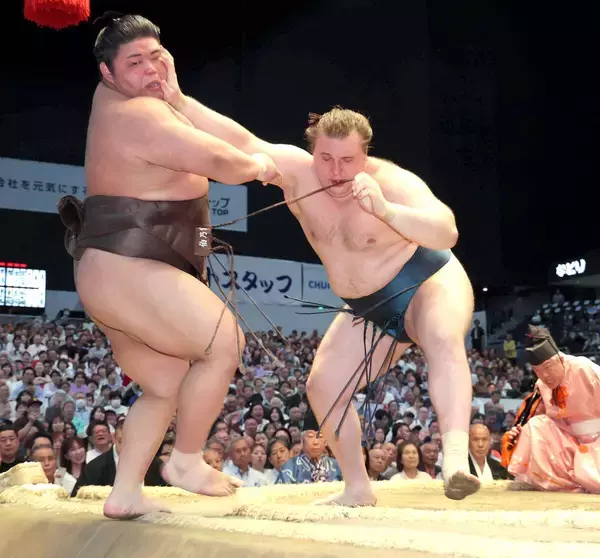 大関復帰を目指す安青錦が３連勝　連日の声援に「なかなか言葉では言い表せない気持ち。久しぶりでうれしい」