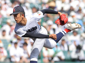 【甲子園】横浜が優勝候補対決で沖縄尚学撃破　織田翔希は最速１５４キロ　熱投１３９球で圧巻１２奪三振…異例のスカウト大集結　ＮＰＢ全１２球団＋ＭＬＢも熱視線