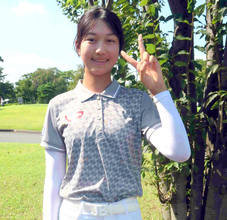 【ゴルフ】サッカー元日本代表の父・三浦淳宏氏からアツい激励　１５歳・三浦由楽が４差１３位発進…日本ジュニア選手権