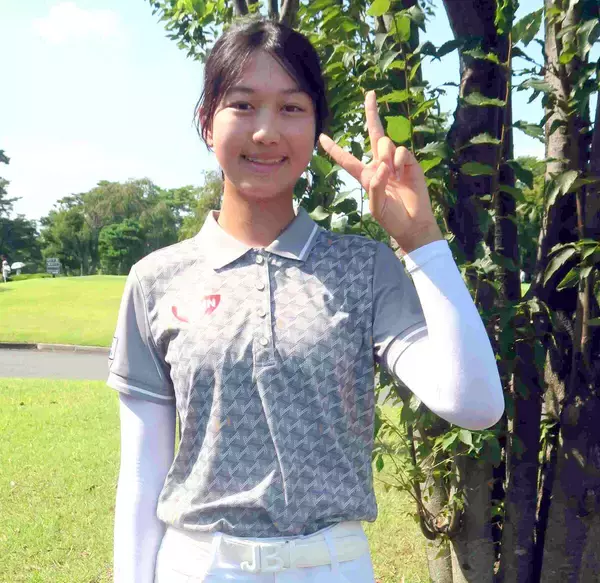 【ゴルフ】サッカー元日本代表の父・三浦淳宏氏からアツい激励　１５歳・三浦由楽が４差１３位発進…日本ジュニア選手権