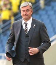 浦和　スコルジャ監督の続投を発表　来季の奮起誓う「私自身の判断から見直していく必要がある」