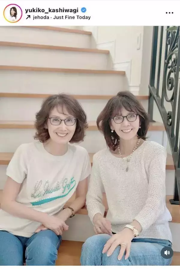 「こんな７０代になりたい」柏木由紀子＆酒井和歌子　仲良し２ショットが素敵！「姉妹のよう」「若い！」
