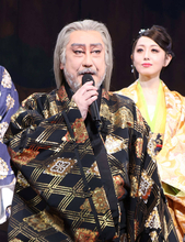中村芝翫　和装で「私ならではの新橋演舞場のリア王を」６１歳誕生日会が決起集会