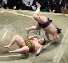 義ノ富士が６勝目　今場所は２横綱撃破も三役戦は６戦５敗と苦戦「とても勉強になった」…新三役へ残り４日「まずは勝ち越し」