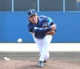 【西武】与座海人がケース打撃登板　「１年間しっかり投げることを念頭に置いて」