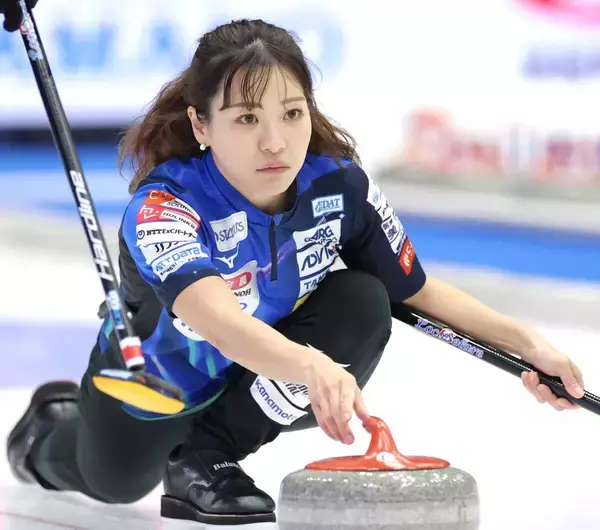 「カーリング吉田知那美「ロコ・ソラーレ」退団を電撃発表！「５０歳での再集結まで、しばしお別れです」」の画像