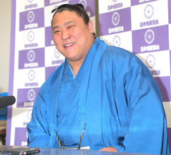 夏場所優勝の小結・若隆景が会見　一夜明けて「精神的にも肉体的にも少し疲れがたまっている」　大関昇進へ「これからが大事」