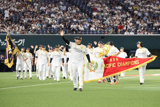 【ソフトバンク】優勝表彰式・セレモニーを実施　小久保裕紀監督は連続日本一へ決意新た「皆さんもここで満足してもらえないと思う」