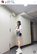 “平成ギャル”になったＡＫＢ・向井地美音、へそ出し×ミニ丈でファン魅了「好きすぎるんですけど」と反響