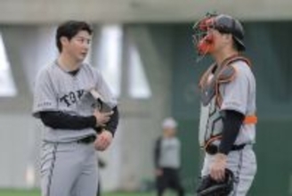 ルーキー三人衆が阿部慎之助監督の前で熱投　ドラ１竹丸和幸はキャンプ"初体験"も