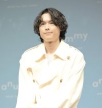 ＳｉｘＴＯＮＥＳ・松村北斗　ヘアケア新ＣＭで理系男子演じる　自身は「髪傷みやすい」