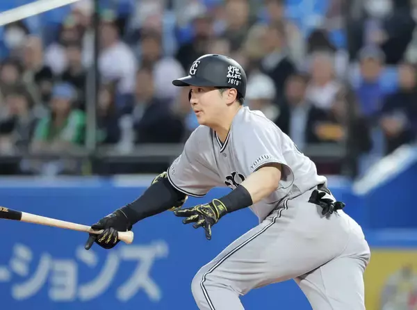【巨人】頼りになりすぎる泉口友汰　わずか２イニングでマルチ安打→打率３割台に　初回一挙４得点に貢献