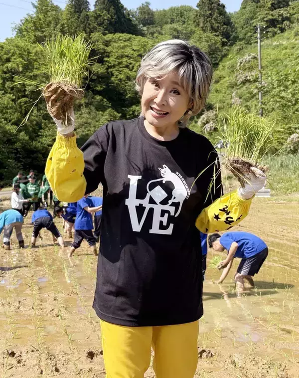 小林幸子、信条は「若い者に巻かれろ」小学生や高校生と交流し「子どもたちはすごく良い感性を持ってる」