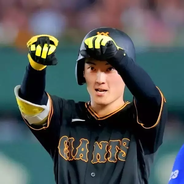巨人・浦田が新パフォーマンスの“種明かし”　内海コーチと食事中に考案…試合では今季２０度目マルチで自己最長１１戦連続出塁