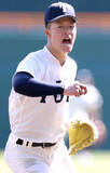 「【高校野球】センバツ王者・大阪桐蔭が同点のまま延長タイブレークへ　５回終了で０―２→７回に追いつくも勝ち越せず　どうなる史上初の３度目春夏連覇」の画像1