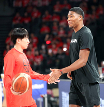 【バスケ男子】日本は第１クオーターから２９―１１でリード　八村塁は早くも二桁１１得点　渡辺雄太も出場　Ｗ杯アジア２次予選カタール戦