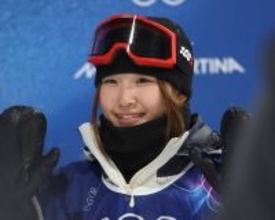 【五輪】スノボ女子ＨＰの小野光希が涙の銅メダル　前回２２年北京五輪９位からリベンジの表彰台