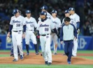 【ヤクルト】連勝が４でストップ　先発ウォルターズが３回途中７失点　池山隆寛監督「大量失点したのが響いた」虎と０・５差