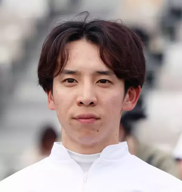 団野大成騎手が京都１０Ｒで外側に斜行、開催４日間の騎乗停止処分に