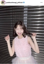 柏木由紀、ノースリーブ×スカートのピンクコーデに絶賛の声！「綺麗すぎるよ」「なんて可愛いんだろう」
