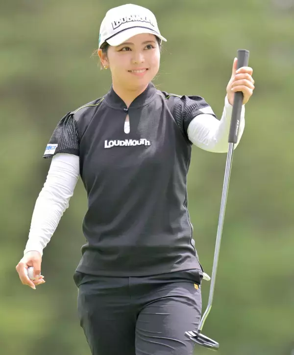 【女子ゴルフ】２３歳ルーキー前多愛が自己最高９位発進　４連続バーディーに「うれしい」　初優勝ラッシュに続く！