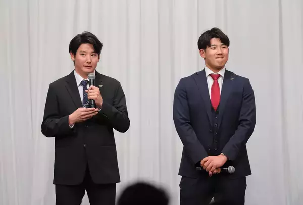 【巨人】どっちが先輩？　ドラフト１位・竹丸和幸「貫禄は全然石塚くんのほうが…」燦燦会総会に初出席