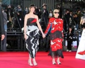 メリル＆アン　２ショット初来日　会場は大歓声＆“美の競演”にため息も「夢の中にいるよう」…「プラダを着た悪魔２」イベント