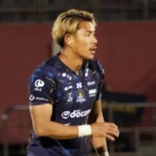 【ラグビー】浦安のＦＢ山中亮平　自陣２２ｍから敵陣２２ｍ内へ、超絶ロングキック　大砲健在でチャンスメーク「強気なプレーができた」