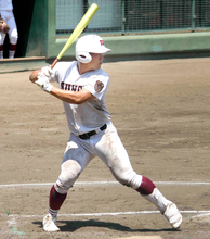 【高校野球】駿台学園の「おかわりくん」中村幸太郎が高校通算３１号　右打ちの強打の捕手「３５はいきたい」…東東京大会