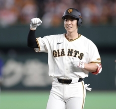 【巨人】松本剛の適時打で２回に同点に追いつく！坂本勇人、泉口友汰からの３連打！