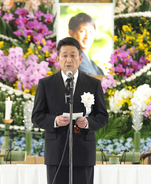 藤岡康太騎手の合同葬で父・健一調教師　涙であいさつ「笑顔を絶やさない、かわいい自慢の息子でした」