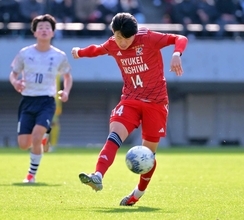 【高校サッカー】Ｊ内定カルテット擁する優勝候補が快勝発進…流通経大柏が大勝、東京Ｖ内定ＦＷが追加点