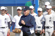 【高校野球】 甲子園の伝説の名将がセンバツ出場の佐野日大に“聖地の心得”を伝授