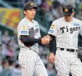 「【阪神】茨木秀俊が２回４失点ＫＯ　元阪神の板山祐太郎、山本泰寛に打ち込まれる」の画像1